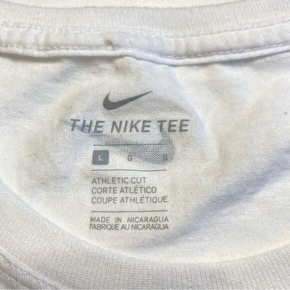 The Nike Tee 40th Annual PRE Prefontaine Memorial Run 2019 Athletic Cut White L - Picture 8 of 11